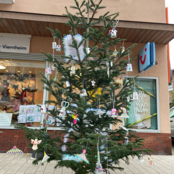 Bild zum Artikel Oh Tannenbaum zur Baum Schmückaktion 2023