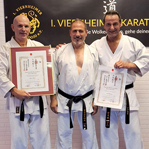 Bild der drei Prüflinge Robert Römer, Arturo Madeo und Axel Montanus